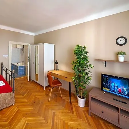 Hotel Old Town - Templova
