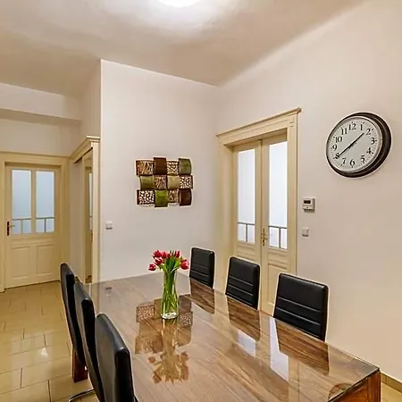 Hotel Old Town - Templova