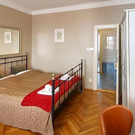 Old Town - Templova Hotel